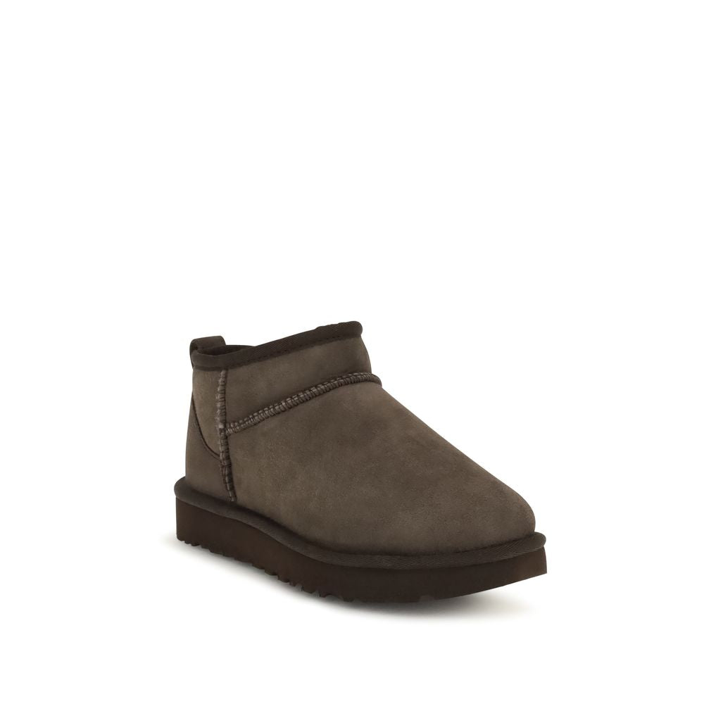 UGG Braune Wildleder-Stiefeletten
